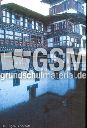 1124_bhutan_1994_dzong in tongsa.jpg